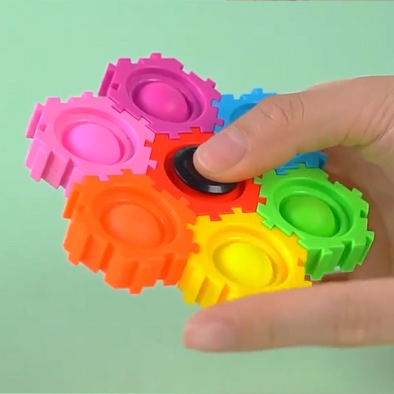 Rat Pioneer Finger Gyro Toy