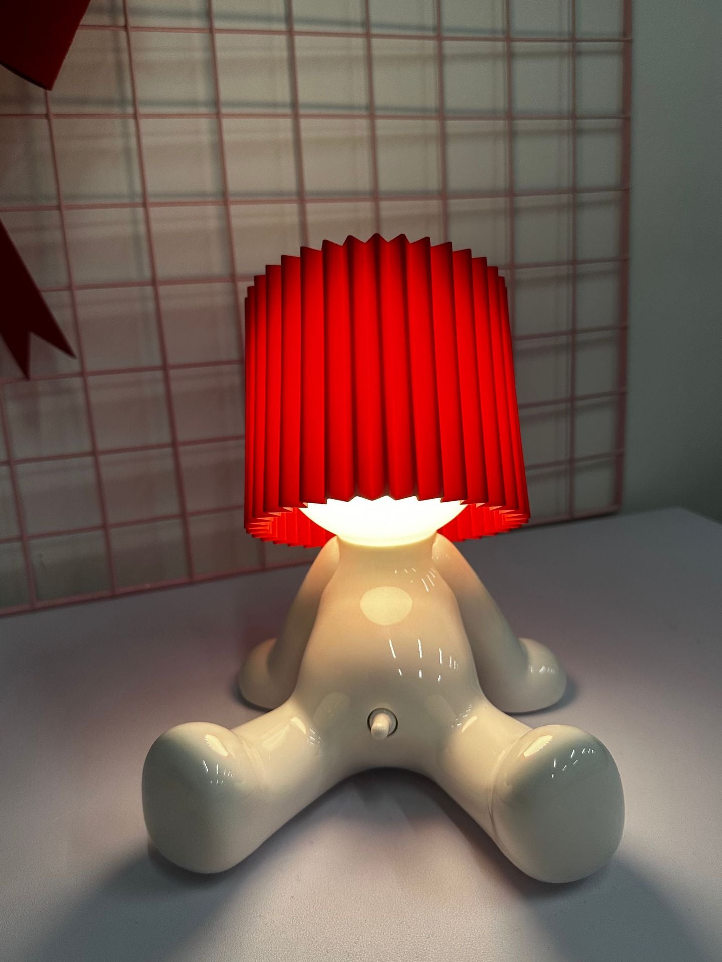 Shy Boy Desk Charging Table Lamp
