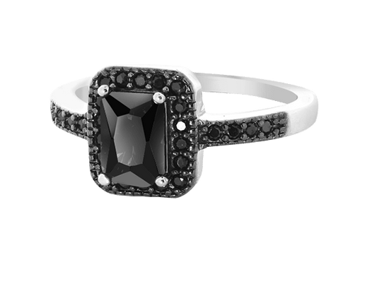 Emerald XOXO Ring